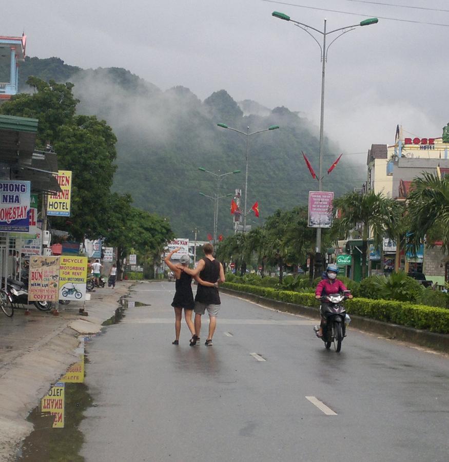 Cu Lac Phong Nha Midtown Hotel מראה חיצוני תמונה